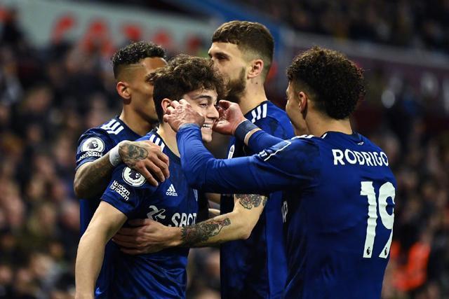 德天空：拜仁引进费耶诺德右后卫里德的谈判正在取得进展