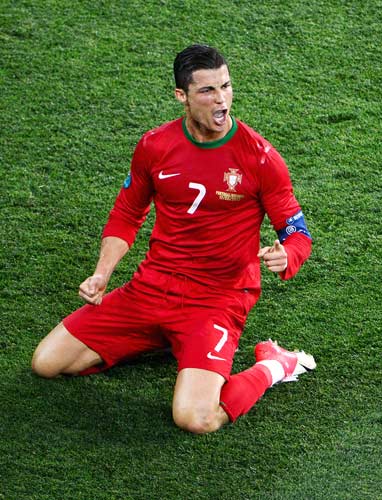 官方：热刺小将米凯伊-穆尔租借加盟格拉斯哥流浪者