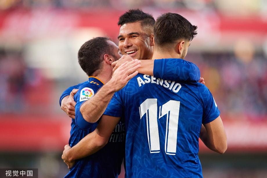 门将精彩扑救确保胜利