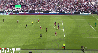 这中卫是真正的后防领袖