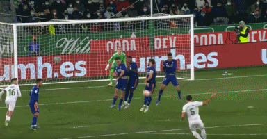 意甲半场：吉奥万破门，维罗纳2-0亚特兰大